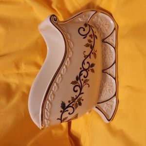 Mikasa Holly porcelain Sleigh centerpiece